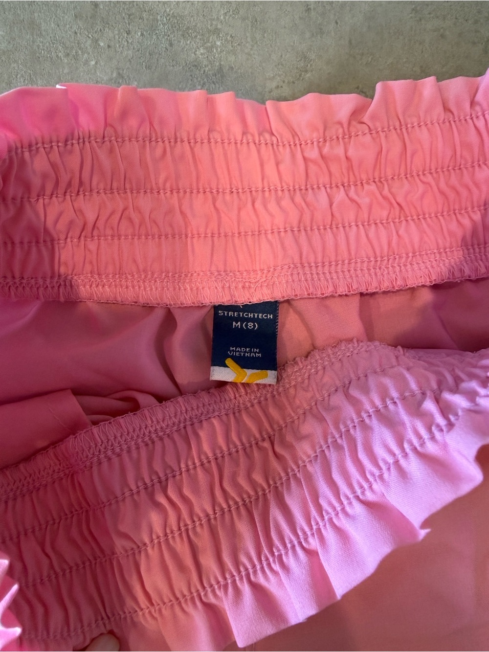 Girl’s Old Navy Pink Elastic-Waist Casual Shorts - Picture 3 of 4